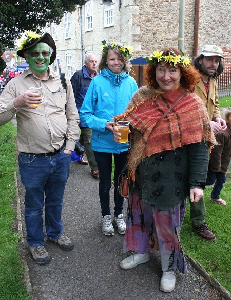 Highworth May Day & jubilee celebrations with a 1950s theme 05 May 2012