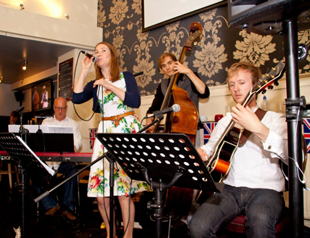 Jubilee Jazz in Wood Street, Swindon