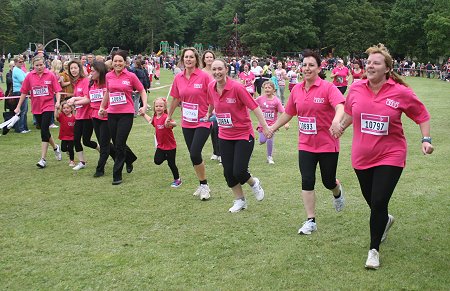 Swindon Race For Life 2012, Lydiard Park