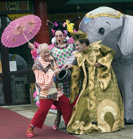 Wyvern Panto 2012 Aladdin