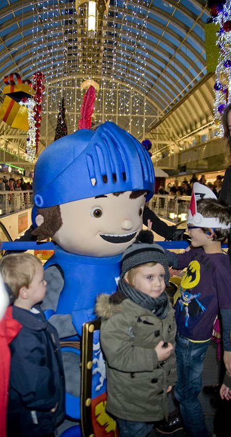 Mike The Knight switches on the Brunel Christmas lights