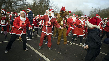 Santa Dash Swindon 2012 Coate Water