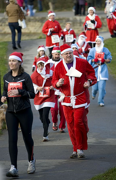 Santa Dash Swindon 2012 Coate Water