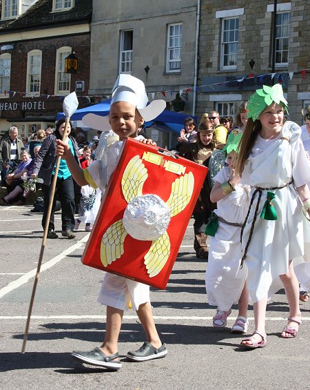 Highworth May Day 2013