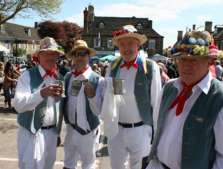 Highworth May Day 2014