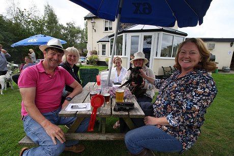 Dog show at The White Horse at Winterbourne Bassett