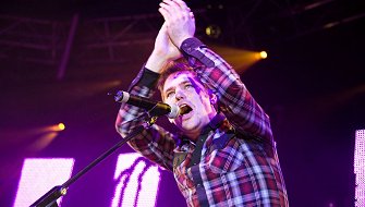 Scouting For Girls with a faint heart