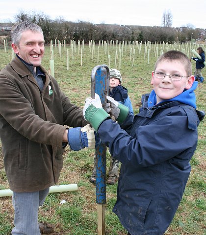 Pentylands Park, Highworth, Swindon Tree PLanting Day 14 Feb 2009