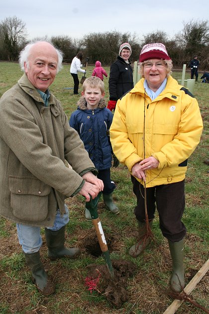 Pentylands Park, Highworth, Swindon Tree Planting Day 14 Feb 2009