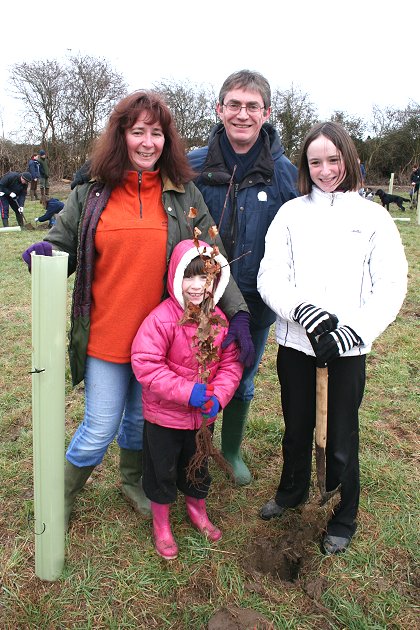 Pentylands Park, Highworth, Swindon Tree Planting Day 14 Feb 2009