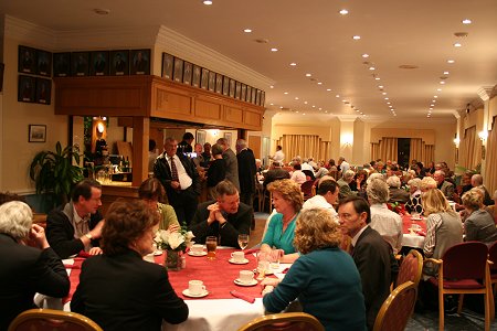 Wrag Barn Golf Club, Highworth, Swindon - Rotary Swindon North Question Time 06 March 2009