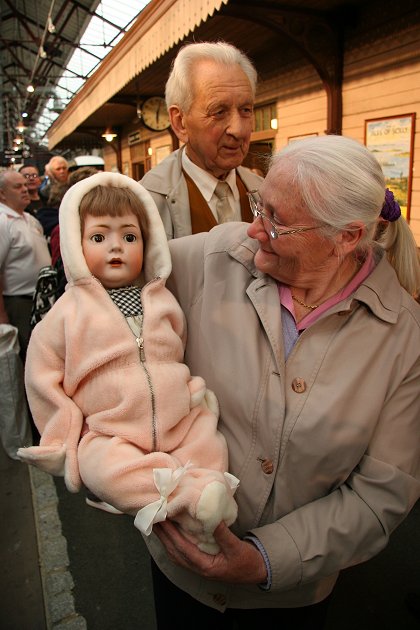 Antiques Roadshow Swindon