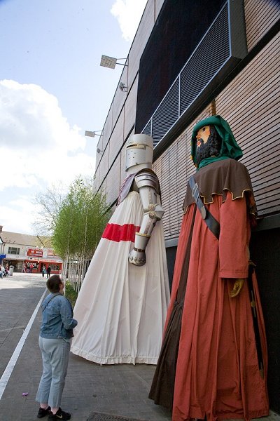 St.George statue parade, Swindon 25 April 2009