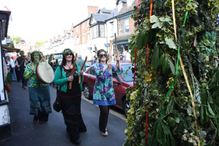 Highworth Jack-In-The-Green May Day parade 02 May 2009