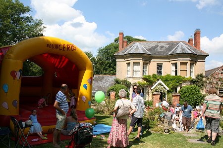 Bishopstone Fete 2009 SwindonWeb