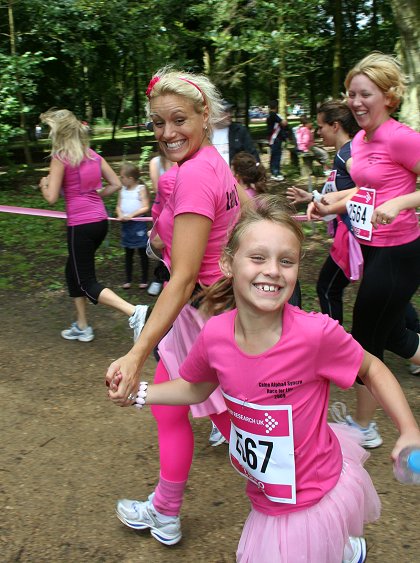 Race for Life, Lydiard Park, Swindon 12 July 2009