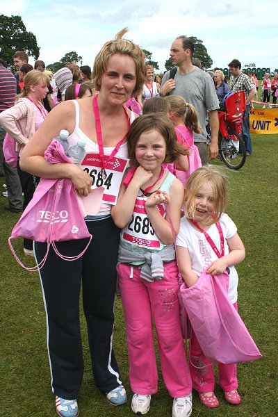 Swindon Race for Life, Lydiard Park 12 July 2009