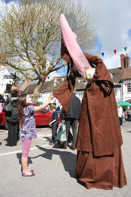 Highworth May Day celebrations 2010