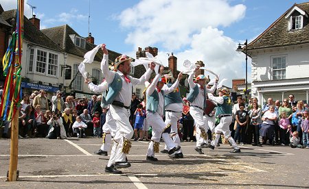 Highworth May Day celebrations 2010