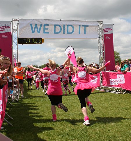 Swindon Race For Life 2013, Lydiard Park