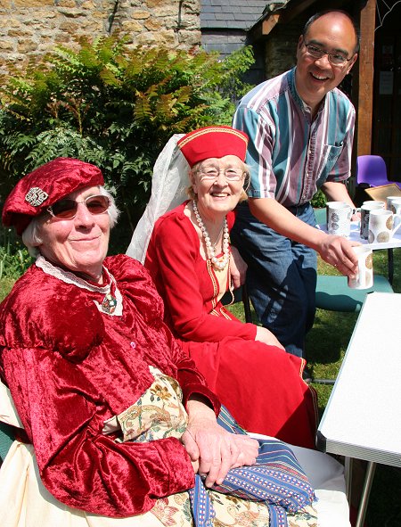 Highworth Elizabethan May Day Market 30 April 2011