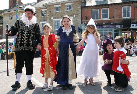 Highworth Elizabthan May Day Market 30 April 2011