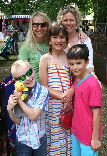 Swindon Mela 2011, Town Gardens, Swindon