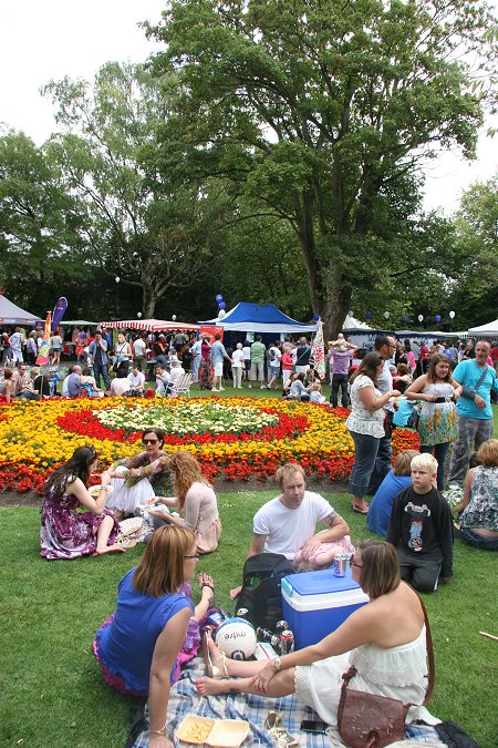 Swindon Mela 2011, Town Gardens, Swindon