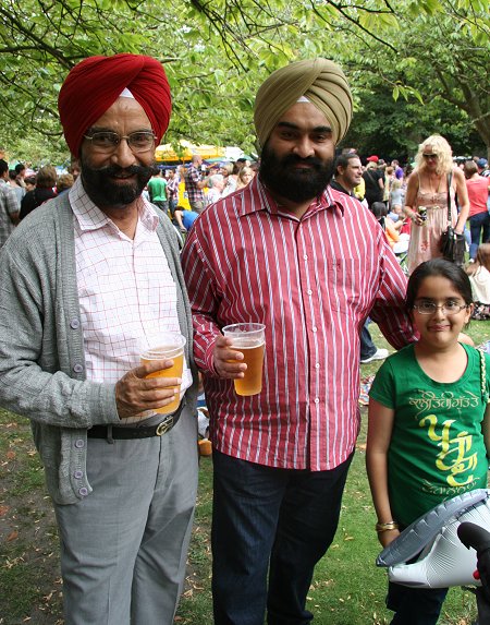 Swindon Mela 2011, Town Gardens, Swindon