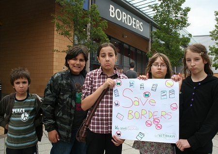 Borders Swindon protest 26 July 2009