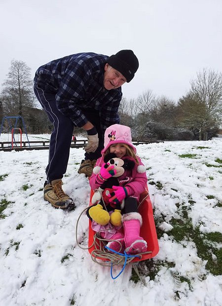 sledging in West Swindon