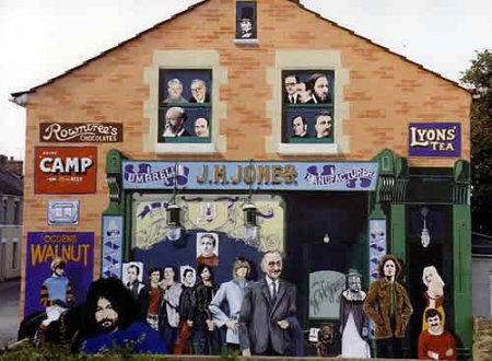 Ken White's Swindon mural