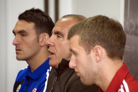 Paolo Di Canio with new signings Gary Roberts and Andy Williams.