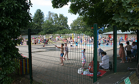 Coate Water Splash Pool