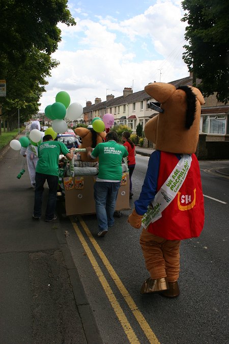 Hungry Horse bed push, Swindon