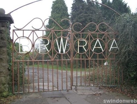 BR Sports Ground Swindon Gates