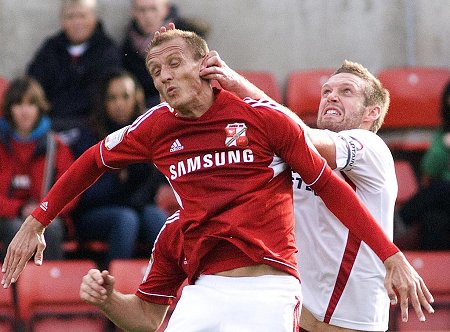 Swindon v Scunthorpe