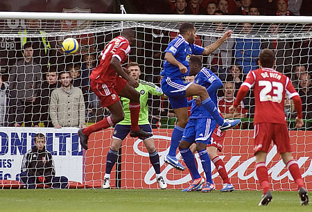 Swindon 0 Macclesfield 2