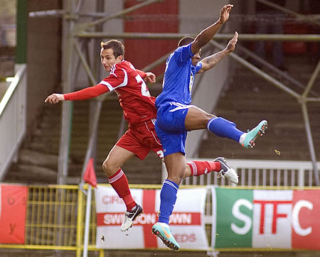 Swindon 0 Macclesfield 2