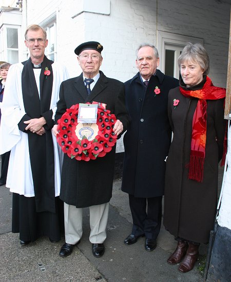 Highworth Remembrance Sunday 2012