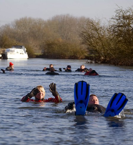 Swindon Sub-Aqua Club Thames Swim 2013