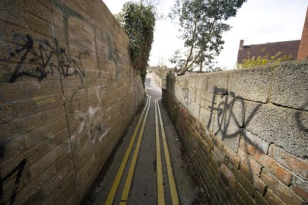 Double Yellow Lines in Swindon Alleyway