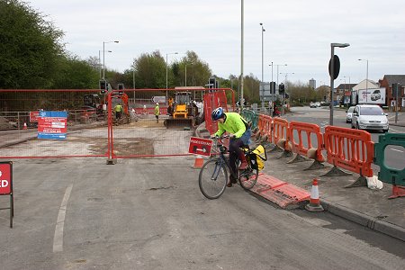 Great Western Way Closed at Bruce St Bridges