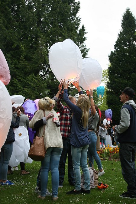 A419 crash victims tribute in Town Gardens