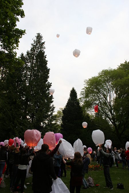 A419 crash victims tribute in Town Gardens