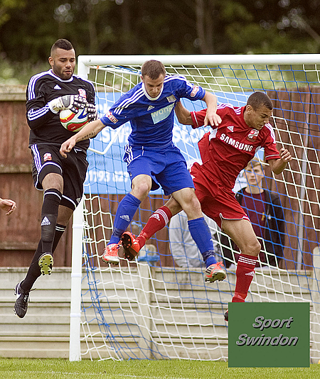 Swindon Town 3 Swindon Supermarine 1 2013