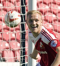 Alex Pritchard, Swindon Town goal