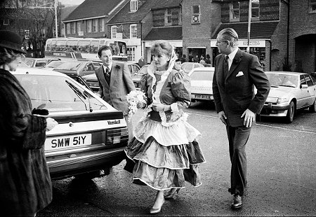 James Hunt Marries Sarah Lomax in Marlborough 17 December 1983