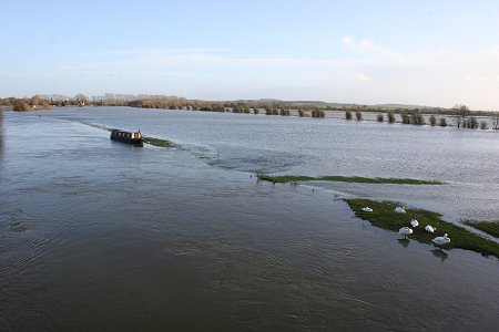 Floods at Lechlade, Swindon