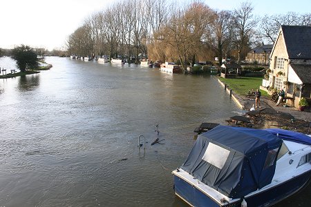 Floods at Lechlade, Swindon